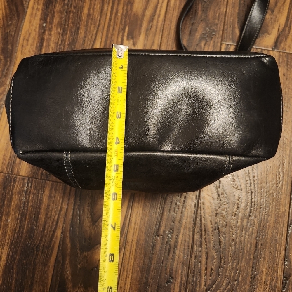 Giani Bernini Stitched Black Leather Bag Excellent Condition! - Picture 6 of 16